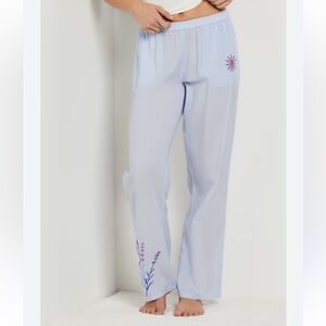 Vintage wide leg Blair embroidered lounge pant jean m